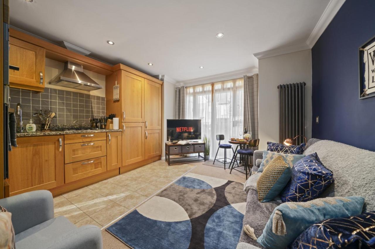 Super Funky Spire View Cottage - Free Gated Parking - Ultra Wifi Canterbury Exterior foto
